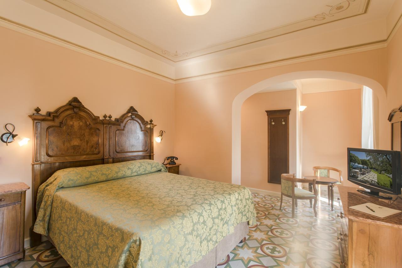 Hotel Gardenia Al Lago Gargnano Dış mekan fotoğraf